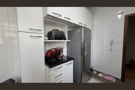 Apartamento à venda com 132m², 3 quartos e 4 vagas Apartamento à venda com 132m², 3 quartos e 4 vagasCozinha