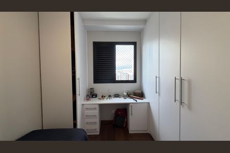 Apartamento à venda com 132m², 3 quartos e 4 vagas Apartamento à venda com 132m², 3 quartos e 4 vagasQuarto 3