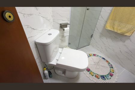 Apartamento à venda com 132m², 3 quartos e 4 vagas Apartamento à venda com 132m², 3 quartos e 4 vagasBanheiro