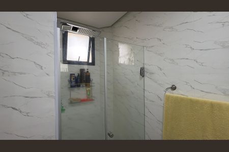 Apartamento à venda com 132m², 3 quartos e 4 vagas Apartamento à venda com 132m², 3 quartos e 4 vagasBanheiro