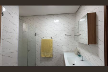 Apartamento à venda com 132m², 3 quartos e 4 vagas Apartamento à venda com 132m², 3 quartos e 4 vagasBanheiro