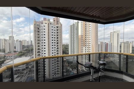 Apartamento à venda com 132m², 3 quartos e 4 vagas Apartamento à venda com 132m², 3 quartos e 4 vagasSacada