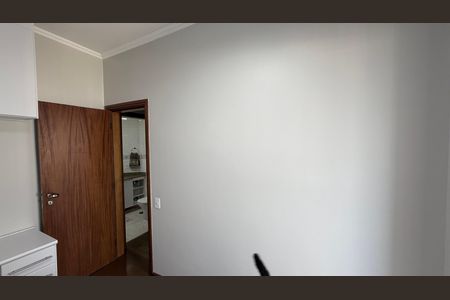 Apartamento à venda com 132m², 3 quartos e 4 vagas Apartamento à venda com 132m², 3 quartos e 4 vagasSuite