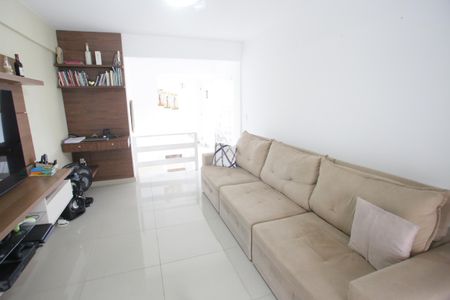 Apartamento à venda com 215m², 3 quartos e 2 vagasSala de TV