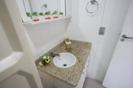 Apartamento à venda com 215m², 3 quartos e 2 vagasLavabo da Sala de TV