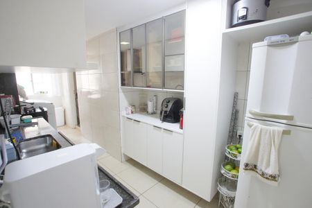 Apartamento à venda com 215m², 3 quartos e 2 vagasCozinha
