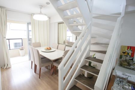 Apartamento à venda com 215m², 3 quartos e 2 vagasSala
