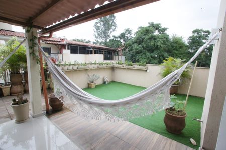 Apartamento à venda com 215m², 3 quartos e 2 vagasCobertura