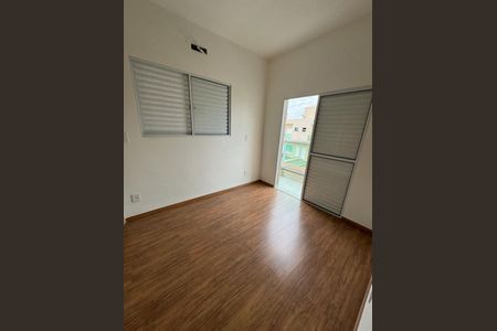 Casa à venda com 3 quartos, 107m² em Jardim das Carpas, Jundiaí