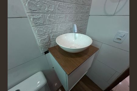 Casa para alugar com 75m², 3 quartos e sem vagaBanheiro Social
