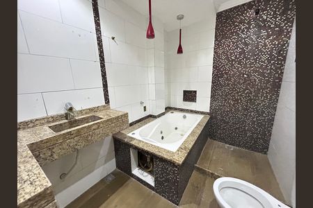 Casa para alugar com 75m², 3 quartos e sem vagaBanheiro da Suíte
