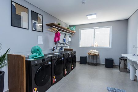 Studio para alugar com 20m², 1 quarto e sem vaga Studio para alugar com 20m², 1 quarto e sem vagaLavanderia