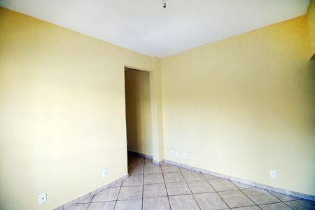 Casa para alugar com 70m², 2 quartos e sem vagaSala