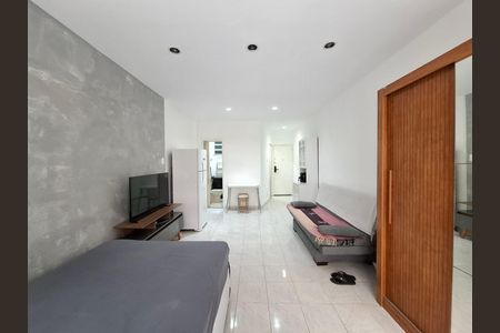 Sala/Quarto de apartamento para alugar com 1 quarto, 31m² em Centro, Rio de Janeiro