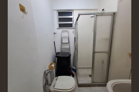 Banheiro  de apartamento para alugar com 1 quarto, 31m² em Centro, Rio de Janeiro