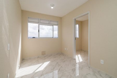 Sala de apartamento para alugar com 2 quartos, 35m² em Fazenda da Juta, São Paulo