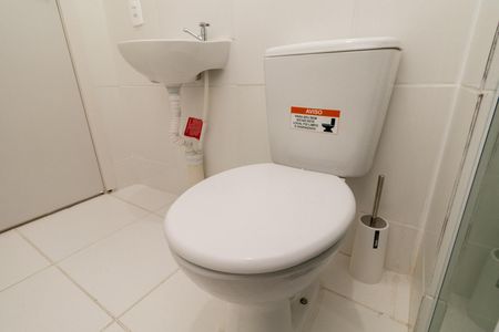Apartamento para alugar com 35m², 2 quartos e sem vaga Apartamento para alugar com 35m², 2 quartos e sem vagaBanheiro