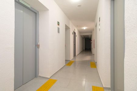 Apartamento para alugar com 35m², 2 quartos e sem vaga Apartamento para alugar com 35m², 2 quartos e sem vagaHall de entrada