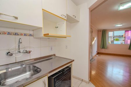 Casa à venda com 85m², 3 quartos e 2 vagas Casa à venda com 85m², 3 quartos e 2 vagasCozinha