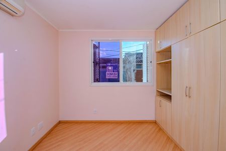 Casa à venda com 85m², 3 quartos e 2 vagas Casa à venda com 85m², 3 quartos e 2 vagasSuíte Americana
