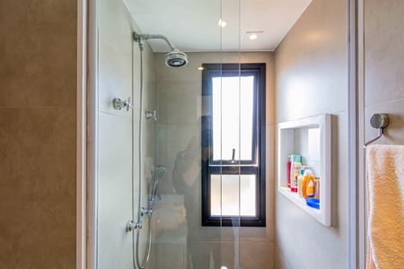 Apartamento à venda com 55m², 2 quartos e 1 vagaSuite - Banheiro