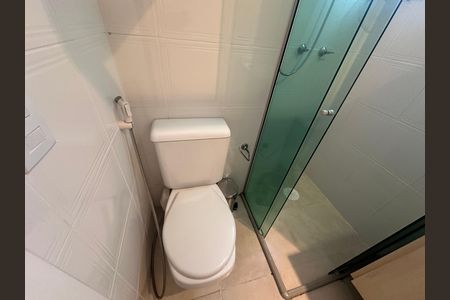 Apartamento à venda com 118m², 3 quartos e 2 vagas Apartamento à venda com 118m², 3 quartos e 2 vagasBanheiro da Suíte 2