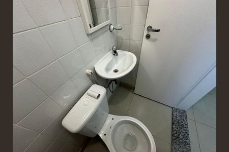 Apartamento à venda com 118m², 3 quartos e 2 vagas Apartamento à venda com 118m², 3 quartos e 2 vagasBanheiro de serviço