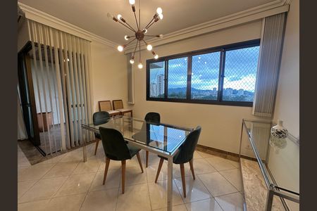 Apartamento à venda com 118m², 3 quartos e 2 vagas Apartamento à venda com 118m², 3 quartos e 2 vagasSala