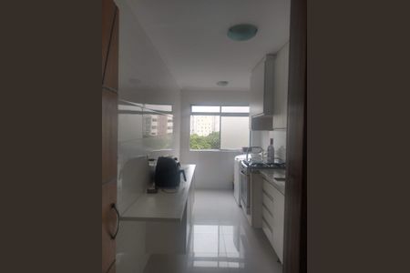 Apartamento à venda com 52m², 2 quartos e 1 vaga Apartamento à venda com 52m², 2 quartos e 1 vagaCozinha