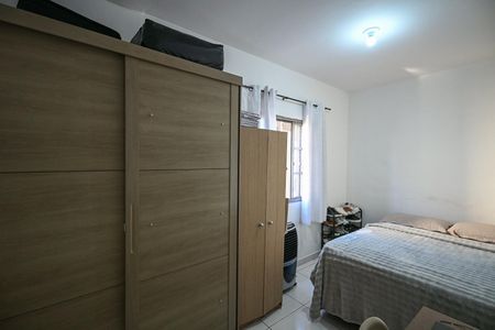 Casa para alugar com 130m², 3 quartos e 2 vagasQuarto 2