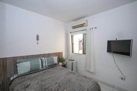 Casa para alugar com 130m², 3 quartos e 2 vagasQuarto 1