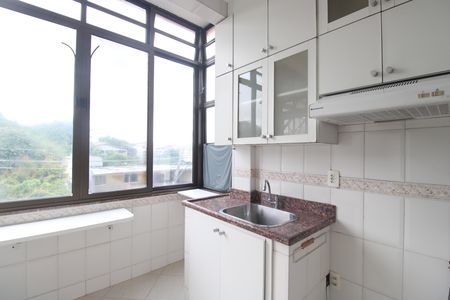 Casa para alugar com 300m², 3 quartos e 3 vagasÁrea de serviço