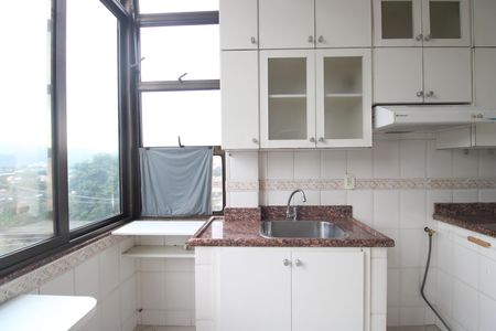Casa para alugar com 300m², 3 quartos e 3 vagasÁrea de serviço