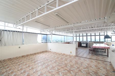 Casa para alugar com 300m², 3 quartos e 3 vagasTerraço