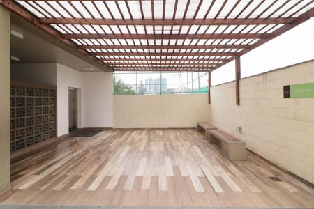 Apartamento à venda com 54m², 2 quartos e 1 vagaÁrea comum - Área livre
