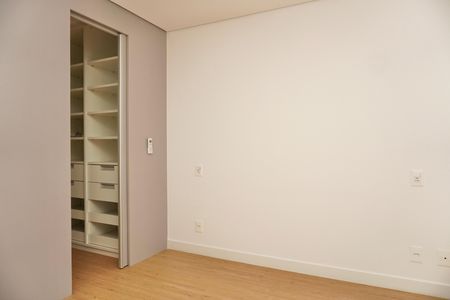 Apartamento para alugar com 85m², 2 quartos e 2 vagas Apartamento para alugar com 85m², 2 quartos e 2 vagasSuíte 2