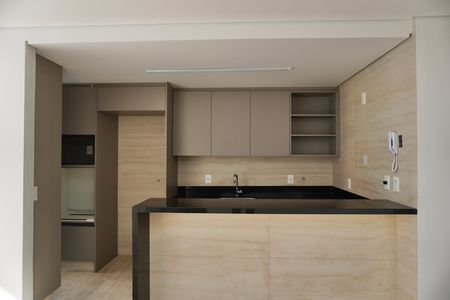 Apartamento para alugar com 85m², 2 quartos e 2 vagas Apartamento para alugar com 85m², 2 quartos e 2 vagasCozinha e Área de Serviço