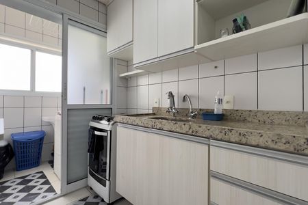 Apartamento para alugar com 58m², 2 quartos e 1 vaga Apartamento para alugar com 58m², 2 quartos e 1 vagaCozinha e Área de Serviço