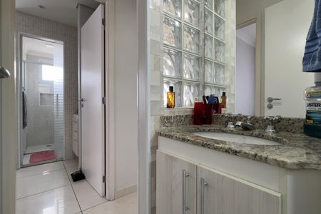 Apartamento para alugar com 58m², 2 quartos e 1 vaga Apartamento para alugar com 58m², 2 quartos e 1 vagaBanheiro