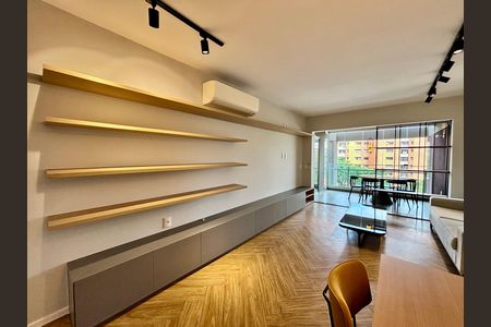 Apartamento à venda com 80m², 2 quartos e 2 vagas Apartamento à venda com 80m², 2 quartos e 2 vagasSala