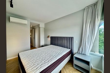 Apartamento à venda com 80m², 2 quartos e 2 vagas Apartamento à venda com 80m², 2 quartos e 2 vagasSuite