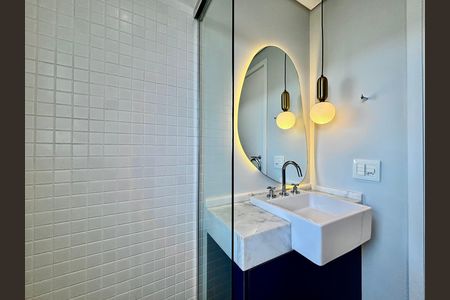 Apartamento à venda com 80m², 2 quartos e 2 vagas Apartamento à venda com 80m², 2 quartos e 2 vagasBanheiro