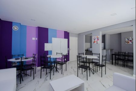Apartamento para alugar com 43m², 2 quartos e 1 vagaÁrea comum - Salão de festas