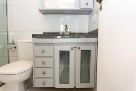 Apartamento para alugar com 51m², 2 quartos e 1 vaga Apartamento para alugar com 51m², 2 quartos e 1 vagaBanheiro