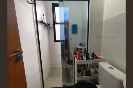 Banheiro  de apartamento para alugar com 2 quartos, 31m² em Grand Ville, Uberlândia