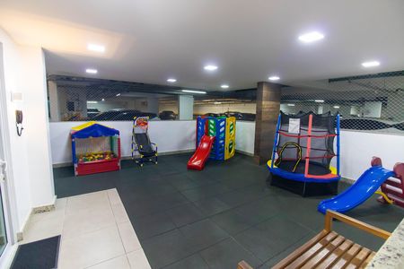 Apartamento à venda com 133m², 2 quartos e 1 vagaÁrea comum