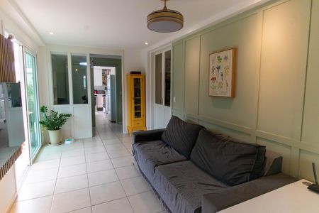 Apartamento à venda com 133m², 2 quartos e 1 vagaSala