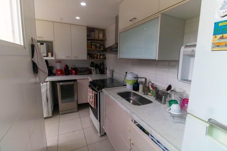 Apartamento à venda com 133m², 2 quartos e 1 vagaCozinha e Área de Serviço