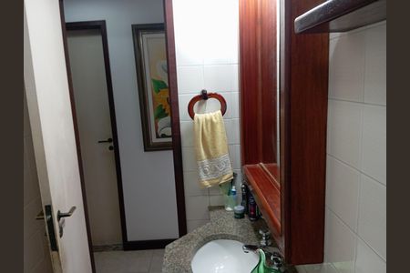 Apartamento à venda com 90m², 2 quartos e 2 vagas Apartamento à venda com 90m², 2 quartos e 2 vagasBanheiro