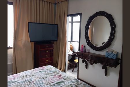 Apartamento à venda com 90m², 2 quartos e 2 vagas Apartamento à venda com 90m², 2 quartos e 2 vagasQuarto